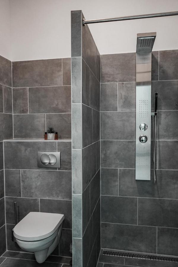 Downtown Pearl Apartments بودابست المظهر الخارجي الصورة